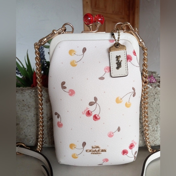 Coach Cherries Kisslock Frame Crossbody RARE!! - Picture 4 of 14